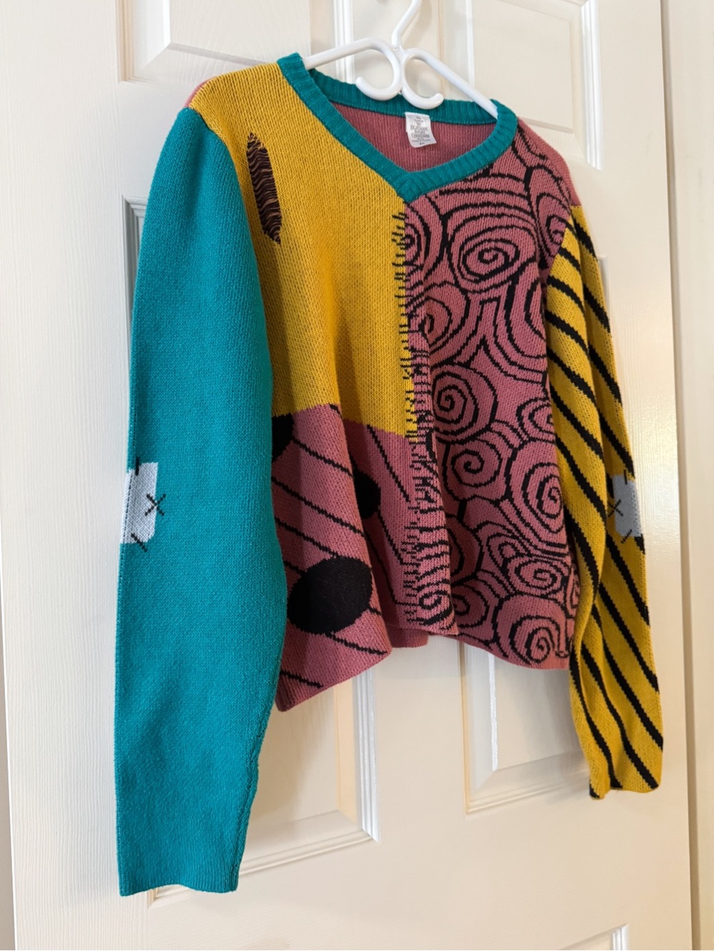 Disney The Nightmare Before Christmas Sally Cosplay Colorblock VNeck Sweater XL - Picture 2 of 8